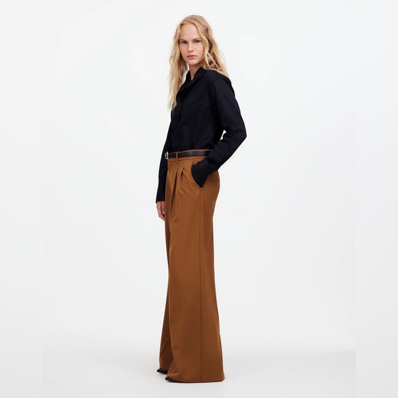 Madewell The Harlow Superwide-Leg Trouser in Camel - Picture 2 of 13